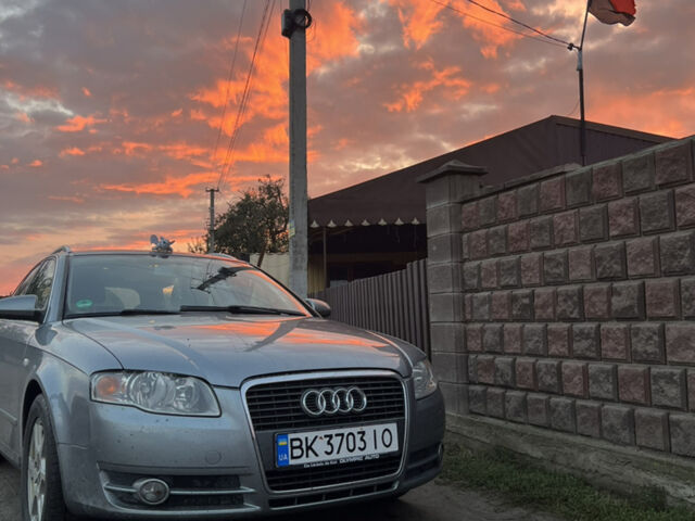 Сірий Ауді А4, об'ємом двигуна 2 л та пробігом 216 тис. км за 6500 $, фото 1 на Automoto.ua