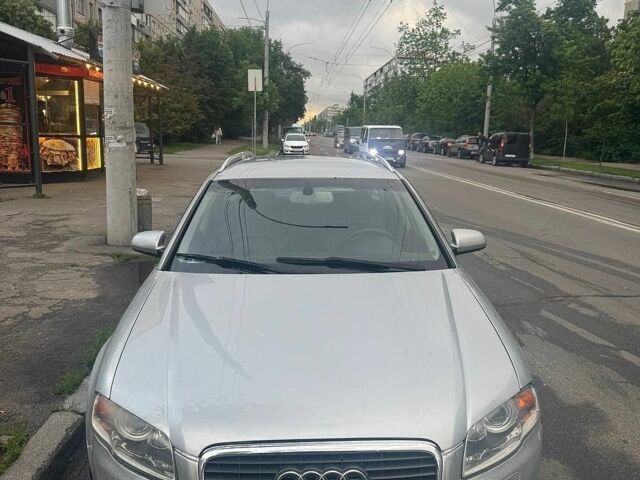 Серый Ауди А4, объемом двигателя 2 л и пробегом 430 тыс. км за 3500 $, фото 1 на Automoto.ua