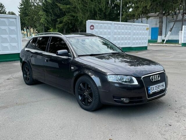 Серый Ауди А4, объемом двигателя 2.7 л и пробегом 300 тыс. км за 6200 $, фото 1 на Automoto.ua