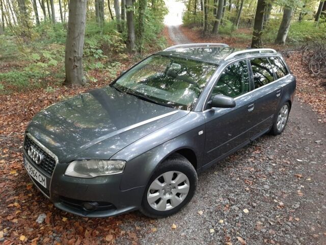 Серый Ауди А4, объемом двигателя 2 л и пробегом 357 тыс. км за 3750 $, фото 1 на Automoto.ua