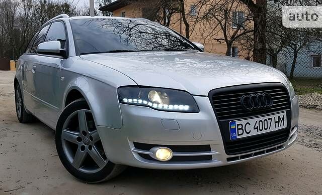 Сірий Ауді А4, об'ємом двигуна 2 л та пробігом 200 тис. км за 7900 $, фото 1 на Automoto.ua