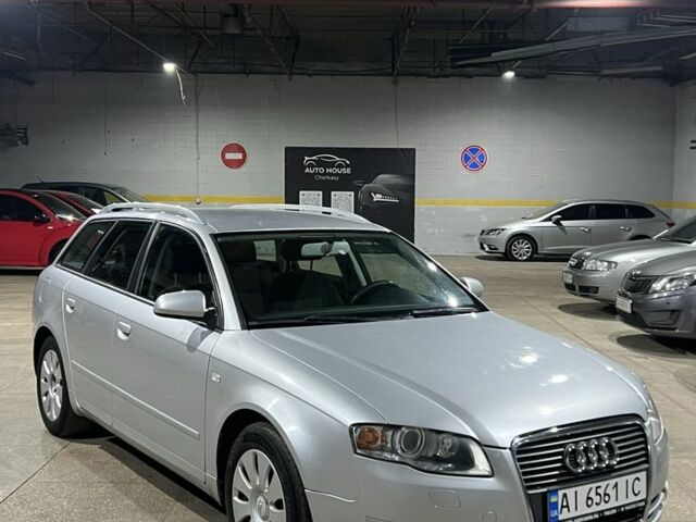 Серый Ауди А4, объемом двигателя 2 л и пробегом 284 тыс. км за 5600 $, фото 1 на Automoto.ua