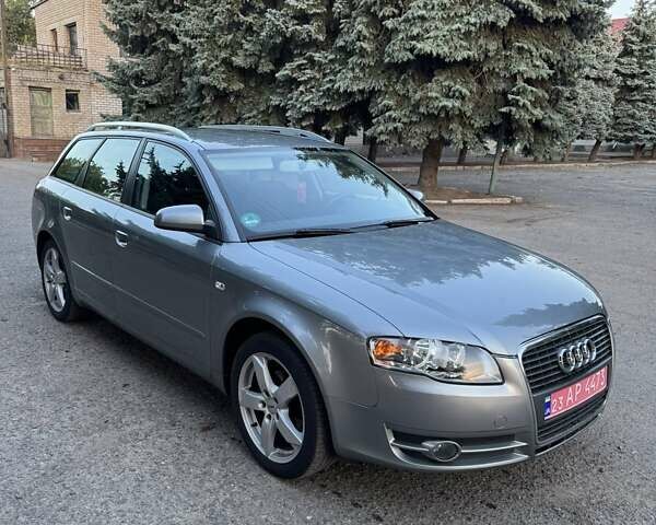 Ауді А4 2007 у Вознесенске на Automoto.ua Сірий Ауді А4, об'ємом двигуна 1.6 л та пробігом 204 тис. км за 6900 $, фото 1 на Automoto.ua