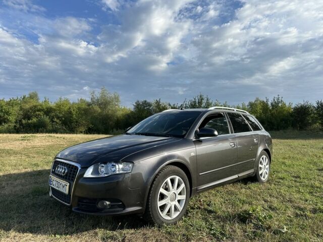Серый Ауди А4, объемом двигателя 2 л и пробегом 211 тыс. км за 5706 $, фото 1 на Automoto.ua