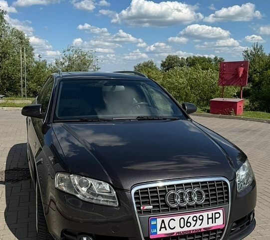 Сірий Ауді А4, об'ємом двигуна 2 л та пробігом 436 тис. км за 6900 $, фото 1 на Automoto.ua