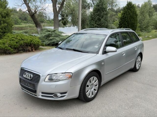 Серый Ауди А4, объемом двигателя 2 л и пробегом 298 тыс. км за 3790 $, фото 1 на Automoto.ua
