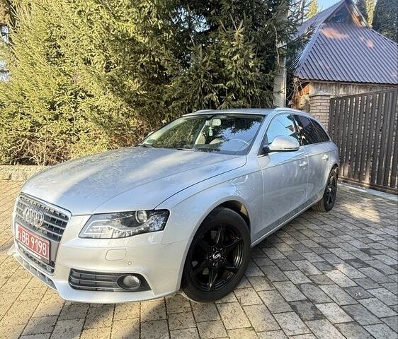 Сірий Ауді А4, об'ємом двигуна 1.8 л та пробігом 200 тис. км за 8300 $, фото 1 на Automoto.ua