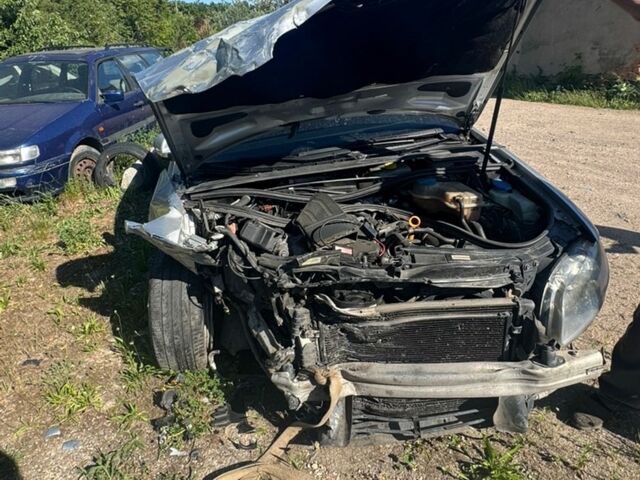 Сірий Ауді А4, об'ємом двигуна 1.97 л та пробігом 300 тис. км за 2300 $, фото 1 на Automoto.ua