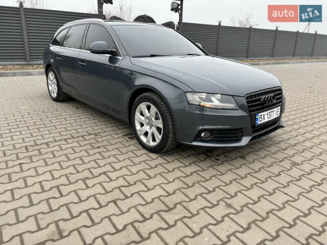 Серый Ауди А4, объемом двигателя 2 л и пробегом 292 тыс. км за 8600 $, фото 1 на Automoto.ua