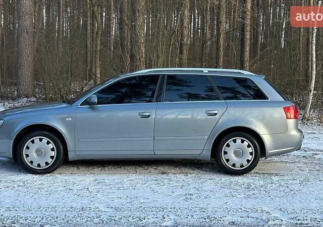 Серый Ауди А4, объемом двигателя 2 л и пробегом 300 тыс. км за 3200 $, фото 1 на Automoto.ua