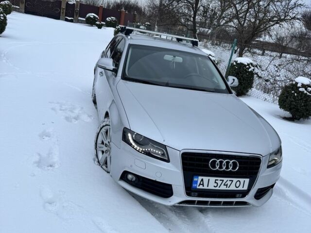 Сірий Ауді А4, об'ємом двигуна 2 л та пробігом 328 тис. км за 9500 $, фото 1 на Automoto.ua