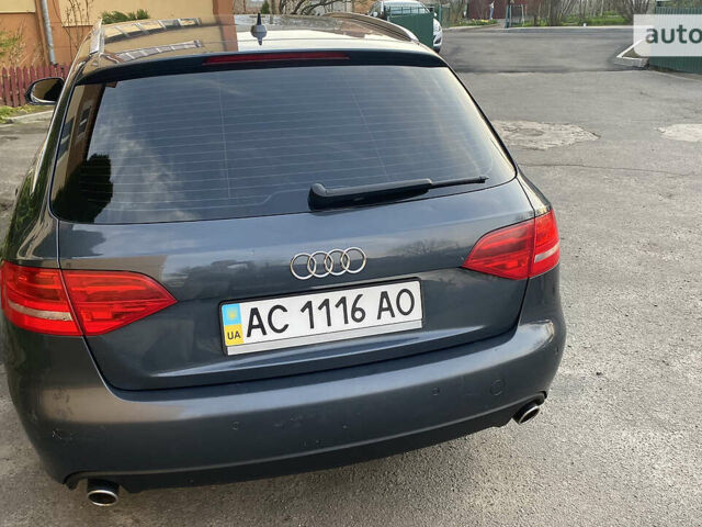 Серый Ауди А4, объемом двигателя 3 л и пробегом 420 тыс. км за 8600 $, фото 1 на Automoto.ua