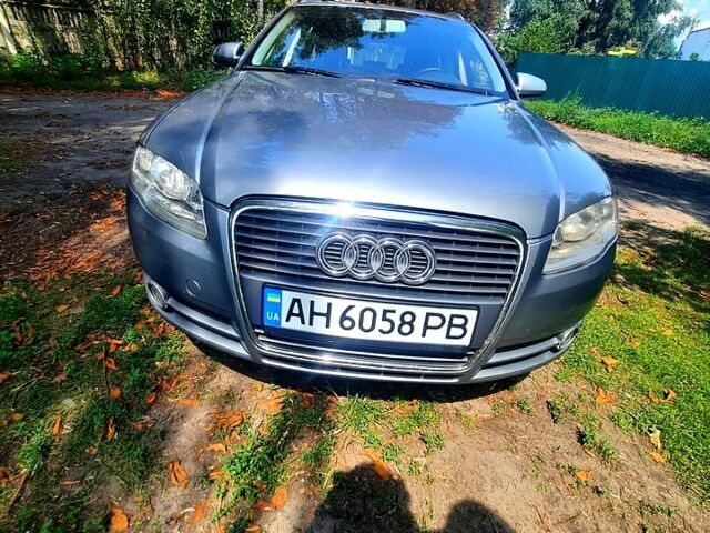 Сірий Ауді А4, об'ємом двигуна 1.6 л та пробігом 287 тис. км за 6900 $, фото 1 на Automoto.ua