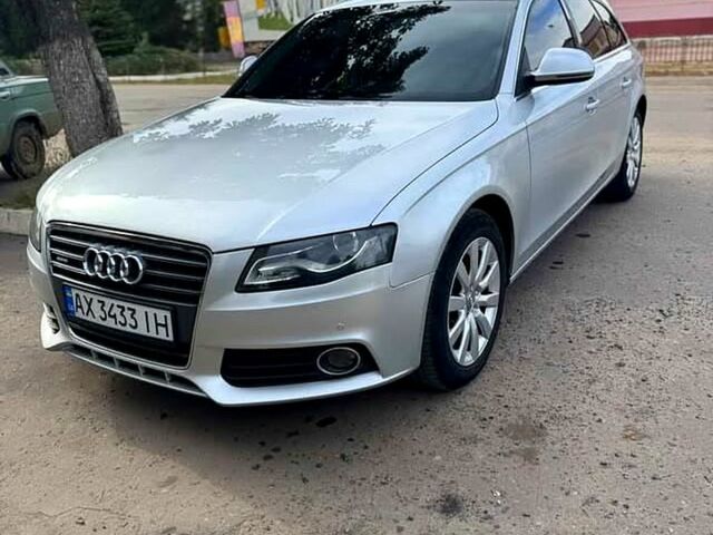 Серый Ауди А4, объемом двигателя 2 л и пробегом 257 тыс. км за 9500 $, фото 1 на Automoto.ua