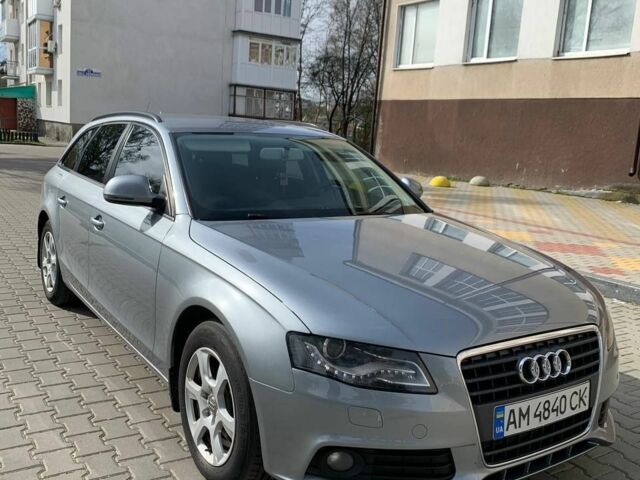 Серый Ауди А4, объемом двигателя 2 л и пробегом 322 тыс. км за 8816 $, фото 1 на Automoto.ua