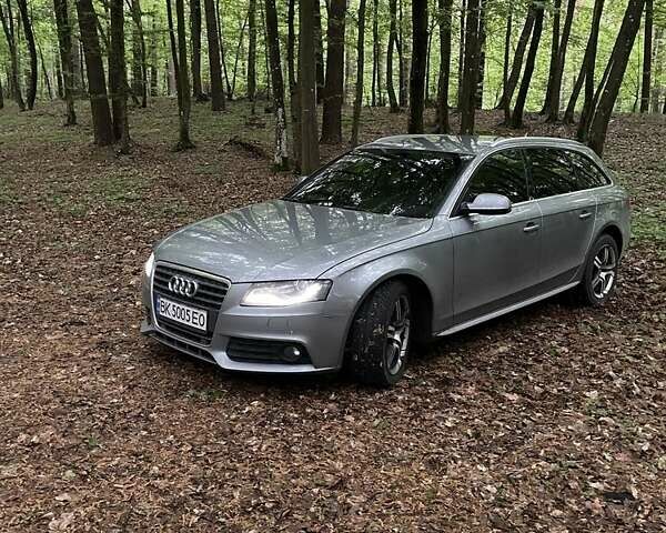 Сірий Ауді А4, об'ємом двигуна 2 л та пробігом 370 тис. км за 10200 $, фото 1 на Automoto.ua