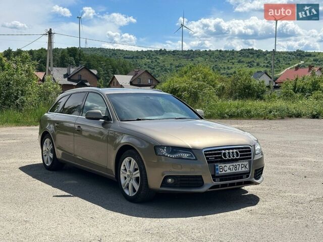 Сірий Ауді А4, об'ємом двигуна 2 л та пробігом 303 тис. км за 11200 $, фото 1 на Automoto.ua