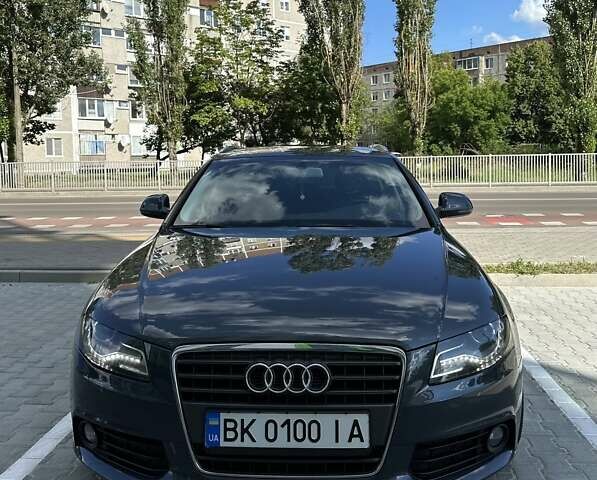 Серый Ауди А4, объемом двигателя 1.8 л и пробегом 230 тыс. км за 10200 $, фото 1 на Automoto.ua
