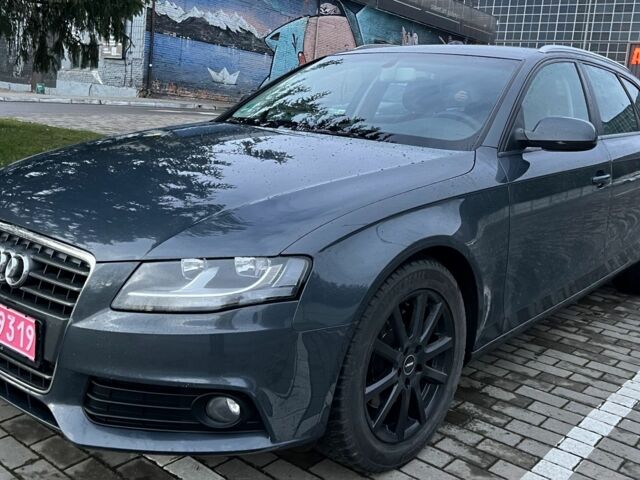 Сірий Ауді А4, об'ємом двигуна 1.8 л та пробігом 168 тис. км за 9100 $, фото 1 на Automoto.ua