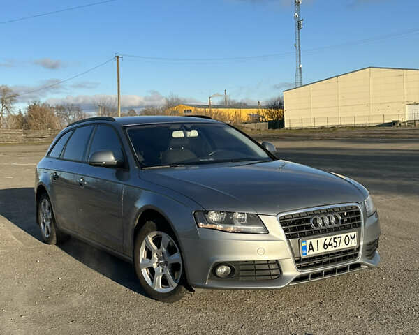 Серый Ауди А4, объемом двигателя 1.8 л и пробегом 310 тыс. км за 8500 $, фото 1 на Automoto.ua