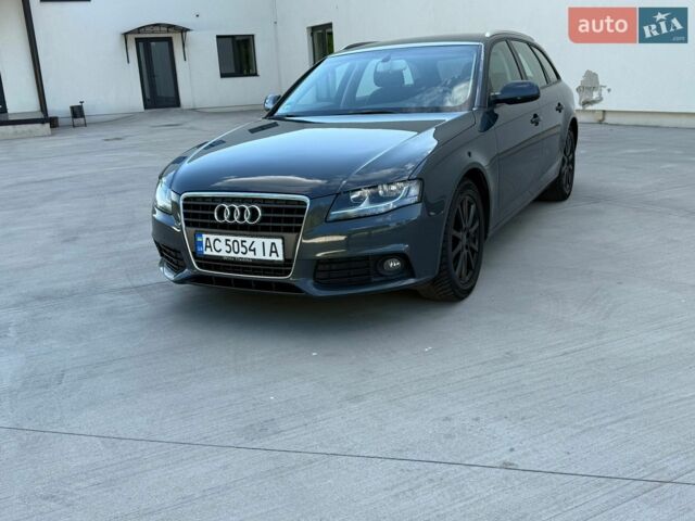Сірий Ауді А4, об'ємом двигуна 1.8 л та пробігом 175 тис. км за 9350 $, фото 1 на Automoto.ua