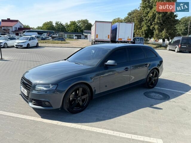 Серый Ауди А4, объемом двигателя 3 л и пробегом 285 тыс. км за 11500 $, фото 1 на Automoto.ua
