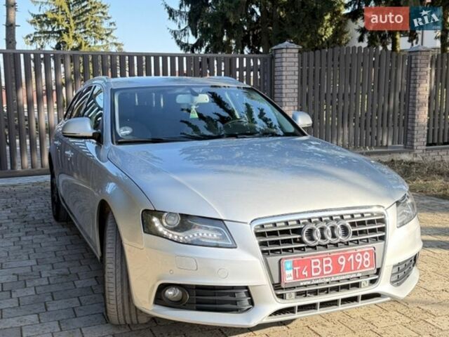 Сірий Ауді А4, об'ємом двигуна 1.8 л та пробігом 200 тис. км за 8600 $, фото 1 на Automoto.ua