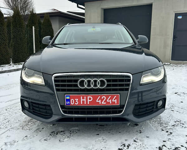 Сірий Ауді А4, об'ємом двигуна 1.8 л та пробігом 206 тис. км за 8700 $, фото 1 на Automoto.ua