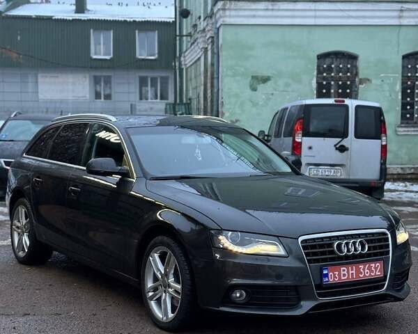 Серый Ауди А4, объемом двигателя 1.8 л и пробегом 181 тыс. км за 8200 $, фото 1 на Automoto.ua