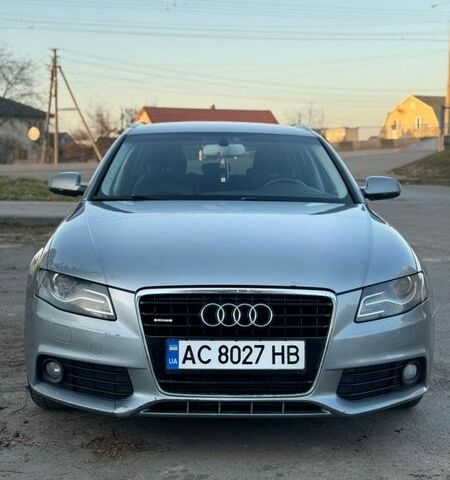 Серый Ауди А4, объемом двигателя 3 л и пробегом 240 тыс. км за 12000 $, фото 1 на Automoto.ua