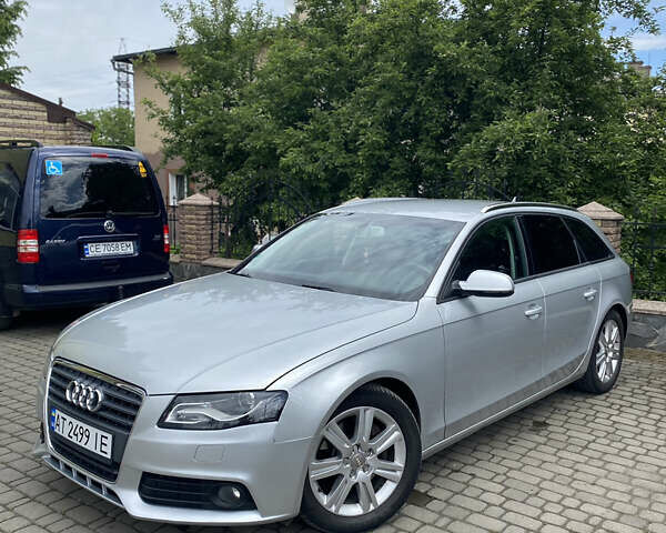 Сірий Ауді А4, об'ємом двигуна 2.7 л та пробігом 284 тис. км за 10300 $, фото 1 на Automoto.ua