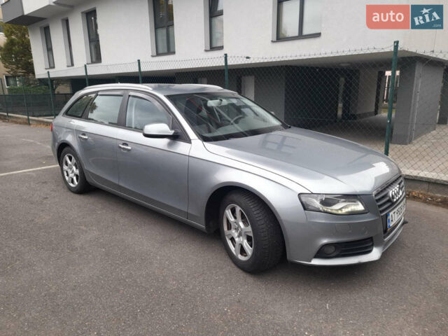 Серый Ауди А4, объемом двигателя 2 л и пробегом 297 тыс. км за 9800 $, фото 1 на Automoto.ua