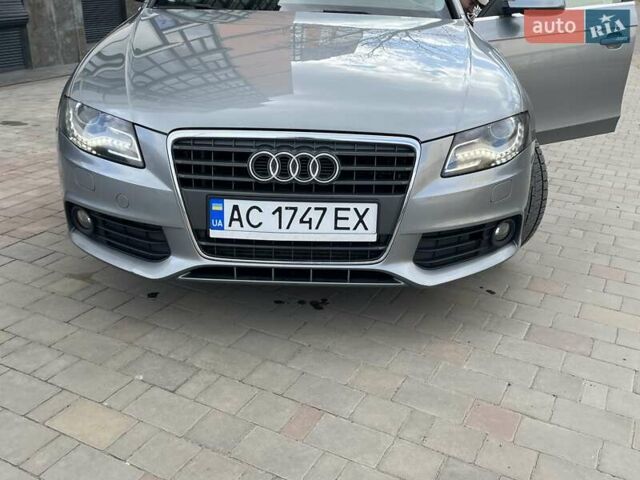 Сірий Ауді А4, об'ємом двигуна 2 л та пробігом 320 тис. км за 9500 $, фото 1 на Automoto.ua