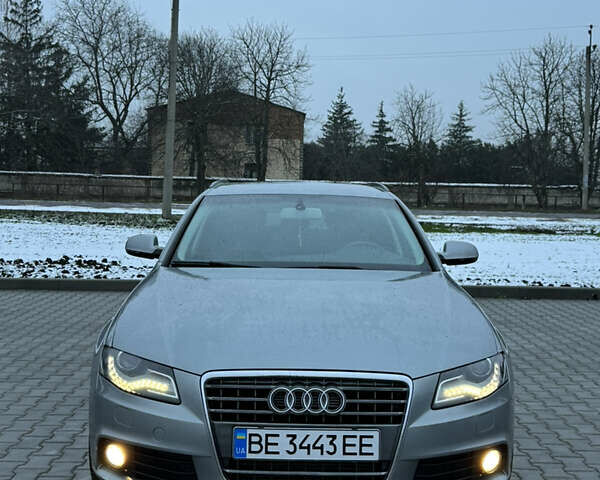 Сірий Ауді А4, об'ємом двигуна 2.97 л та пробігом 225 тис. км за 10500 $, фото 1 на Automoto.ua