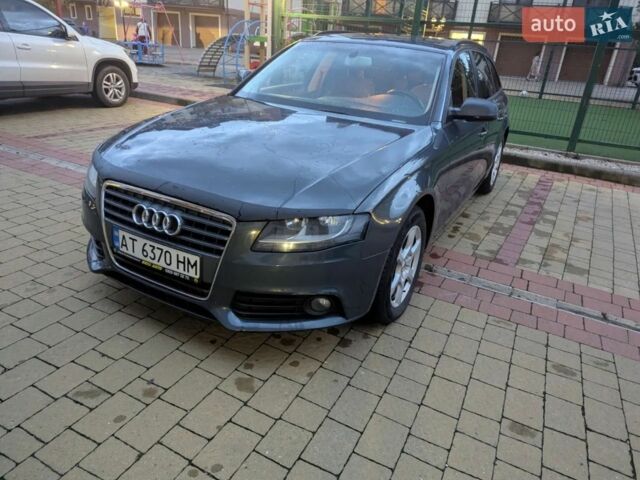 Сірий Ауді А4, об'ємом двигуна 2 л та пробігом 250 тис. км за 7996 $, фото 1 на Automoto.ua