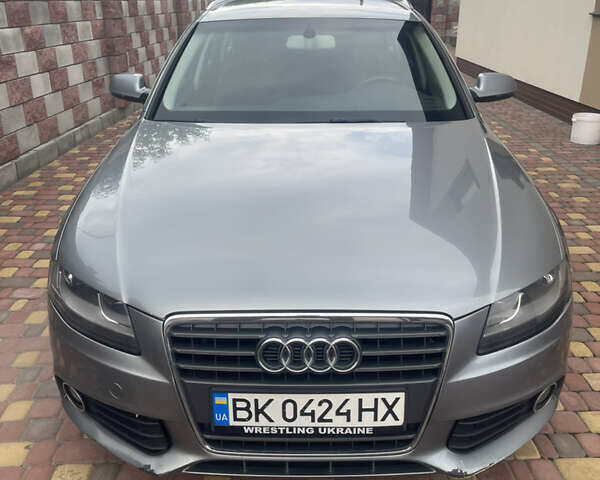 Сірий Ауді А4, об'ємом двигуна 1.97 л та пробігом 350 тис. км за 7199 $, фото 1 на Automoto.ua
