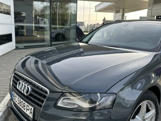 Сірий Ауді А4, об'ємом двигуна 1.8 л та пробігом 245 тис. км за 9200 $, фото 1 на Automoto.ua