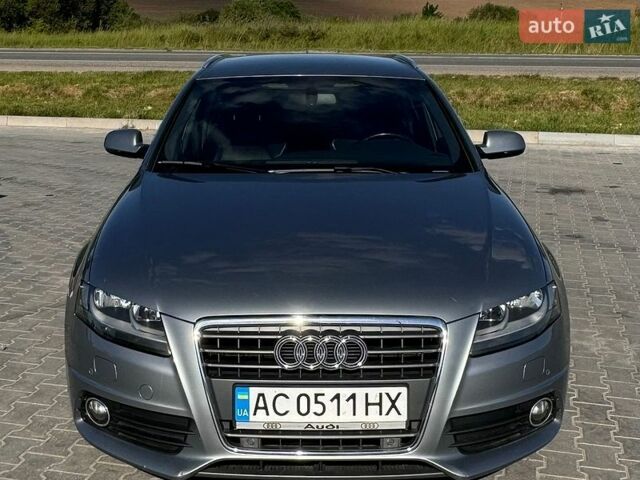 Серый Ауди А4, объемом двигателя 2 л и пробегом 213 тыс. км за 9700 $, фото 1 на Automoto.ua