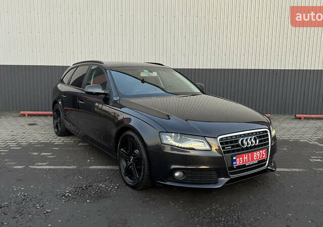 Серый Ауди А4, объемом двигателя 2 л и пробегом 226 тыс. км за 9300 $, фото 1 на Automoto.ua