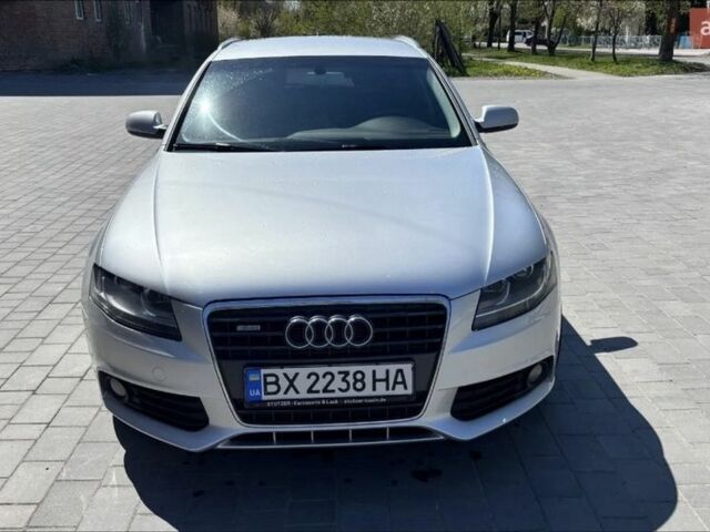 Сірий Ауді А4, об'ємом двигуна 2 л та пробігом 318 тис. км за 9556 $, фото 1 на Automoto.ua