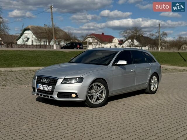 Серый Ауди А4, объемом двигателя 2 л и пробегом 310 тыс. км за 10300 $, фото 1 на Automoto.ua