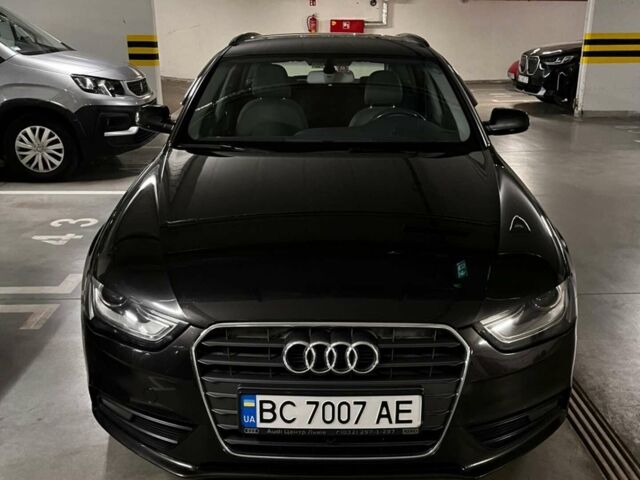 Сірий Ауді А4, об'ємом двигуна 2 л та пробігом 249 тис. км за 10863 $, фото 1 на Automoto.ua
