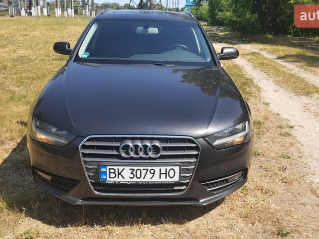 Сірий Ауді А4, об'ємом двигуна 2 л та пробігом 271 тис. км за 12000 $, фото 1 на Automoto.ua
