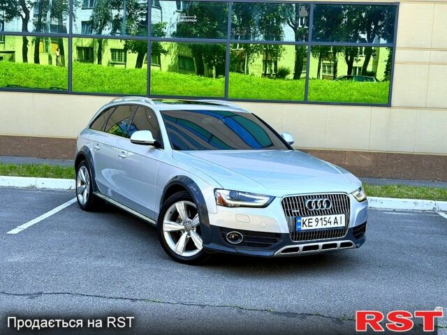 Сірий Ауді А4, об'ємом двигуна 2 л та пробігом 239 тис. км за 11500 $, фото 1 на Automoto.ua