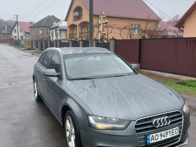 Серый Ауди А4, объемом двигателя 2 л и пробегом 240 тыс. км за 12500 $, фото 1 на Automoto.ua