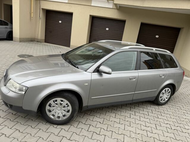 Серый Ауди А4, объемом двигателя 2 л и пробегом 333 тыс. км за 3650 $, фото 1 на Automoto.ua