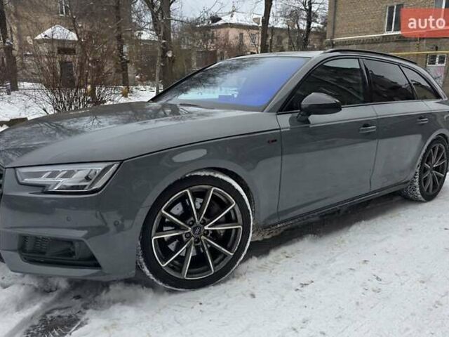 Серый Ауди А4, объемом двигателя 3 л и пробегом 230 тыс. км за 26500 $, фото 1 на Automoto.ua