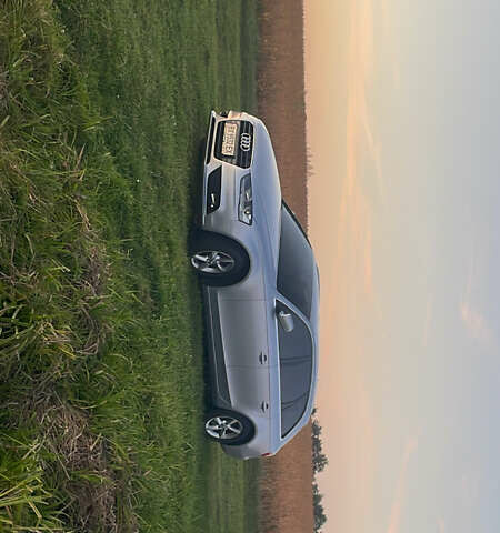 Серый Ауди А4, объемом двигателя 2.01 л и пробегом 215 тыс. км за 16000 $, фото 1 на Automoto.ua