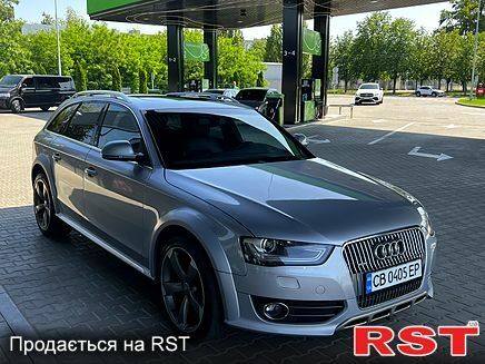 Сірий Ауді А4, об'ємом двигуна 2 л та пробігом 117 тис. км за 13500 $, фото 1 на Automoto.ua