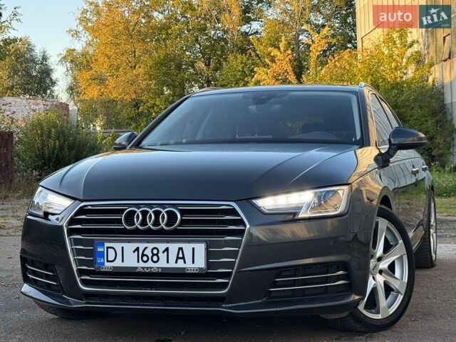 Сірий Ауді А4, об'ємом двигуна 2 л та пробігом 345 тис. км за 13950 $, фото 1 на Automoto.ua